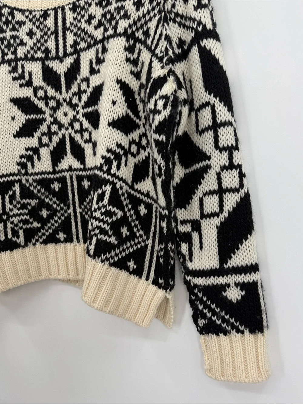 Free People Wool Blend Fair Isle Snowflake Sweater | Black Ivory | Medium